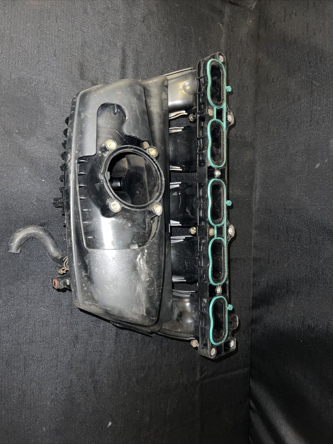 Hummer H3 Intake Manifold 3.5L/3.7L OEM 2006-2007