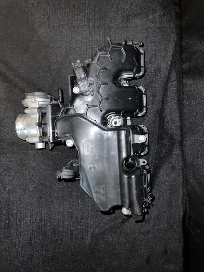 LAND ROVER DISCOVERY SPORT 2.0L Turbo INTAKE MANIFOLD CB5E-19A566-AB (15-17) OEM