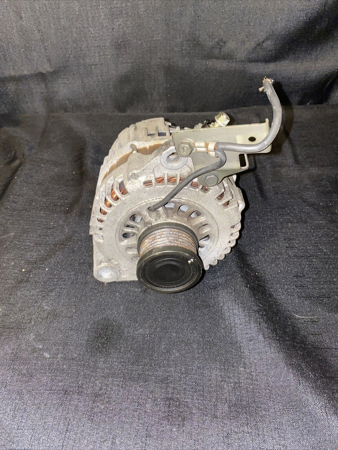 Nissan Rogue Alternator 2.5L 2008-2012 OE