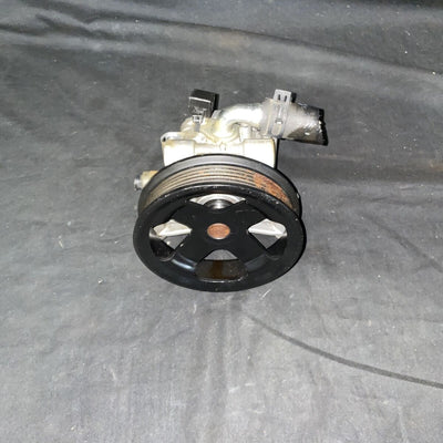 Ford power steering pump OEM ( 6x27019) (FOMOCO)
