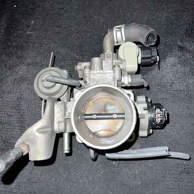 Toyota Tacoma 2.4l Throttle Body Assembly Manual Trans 22210-75210 1997-2004