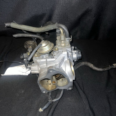 Toyota Avalon 3.0L Throttle Body 2000-2004 OEM 22210-0A110