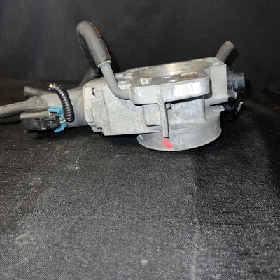 Chevrolet Silverado 1500 5.3L Throttle Body 2000-2001 OEM 17098019