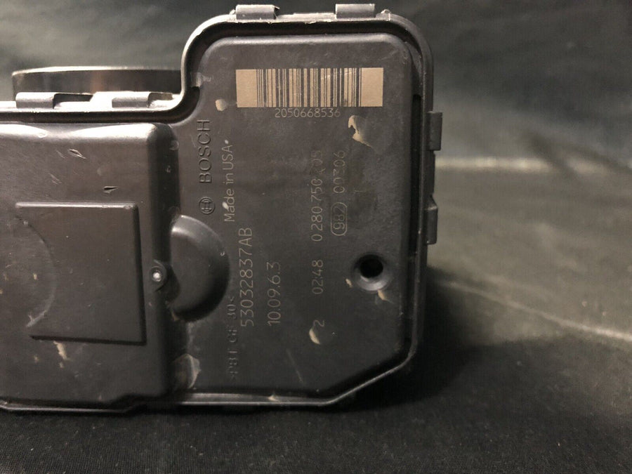 Dodge Ram 1500 Truck Throttle Body Assembly V6 3.7L 2007-2010 OEM