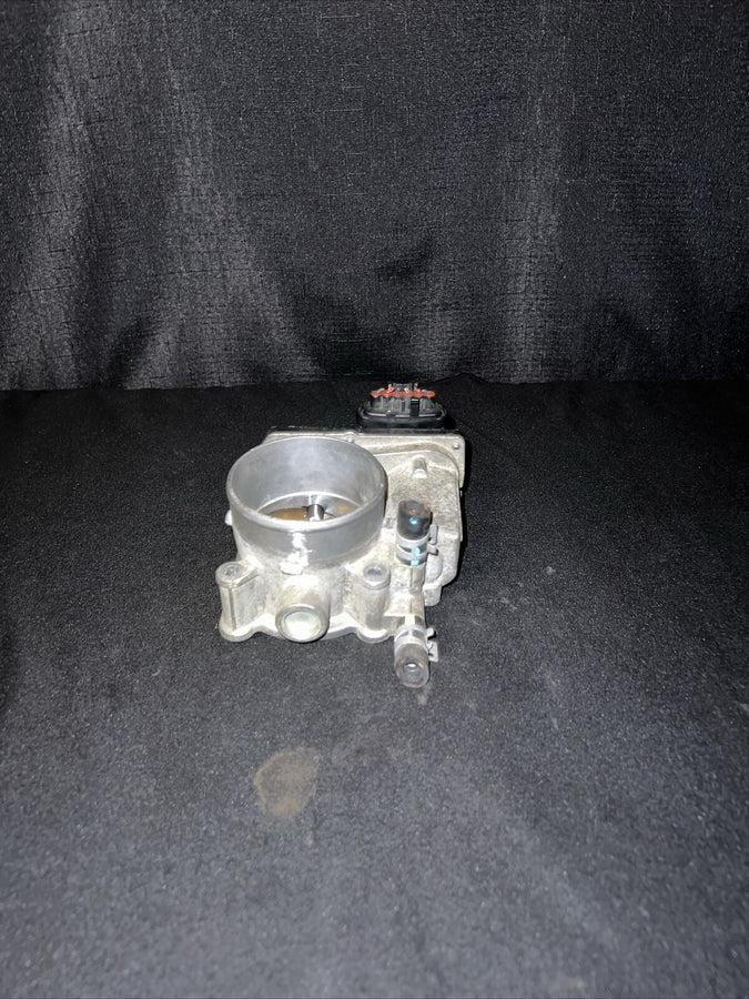 Toyota Tacoma Fuel Injection Throttle Body 4.0L OEM (22030-0P010)(2003-2016)