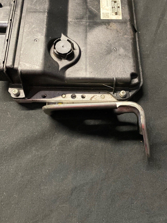 TOYOTA PRIUS 1.8 Engine Control Module 2009-2013 OEM (275300-7384) 12V