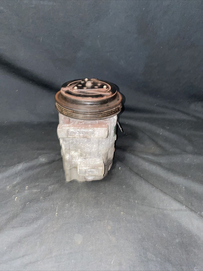 INFINITI G35 AC Compressor 3.5L 2006 OEM