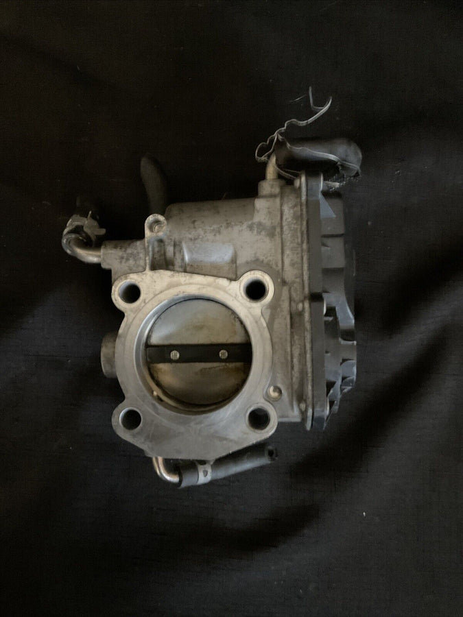 Scion TC 2.4L Throttle Body Fits 07-10 22030-28070 OEM