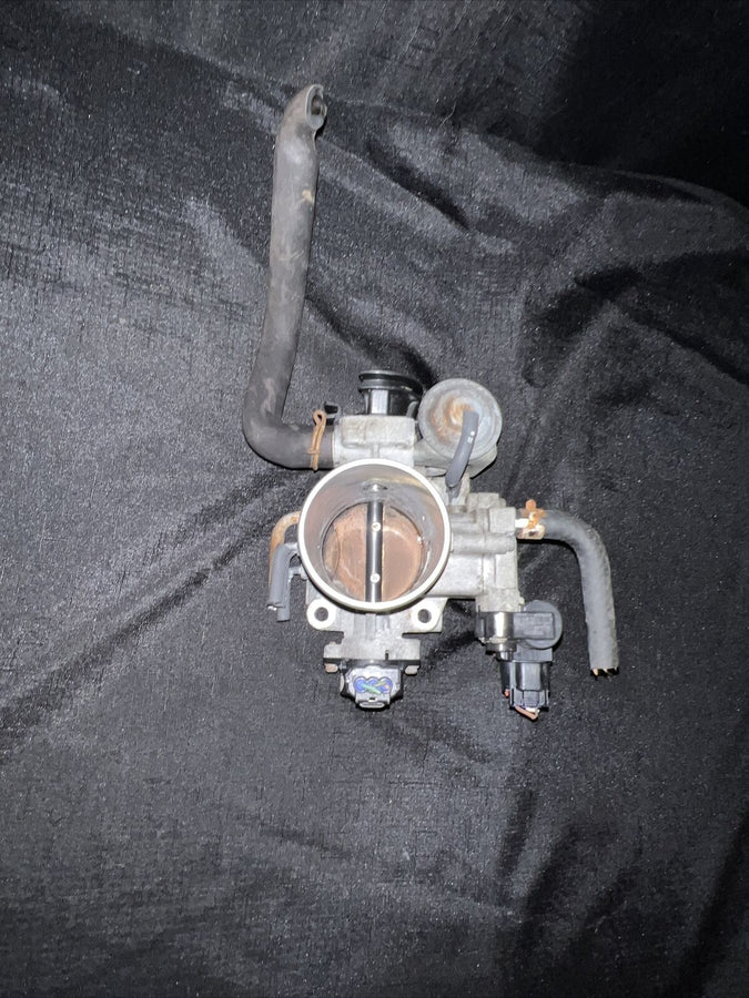 Toyota Tacoma 2.7L & 2.4L Throttle Body 2000-2004 (22210-75250)