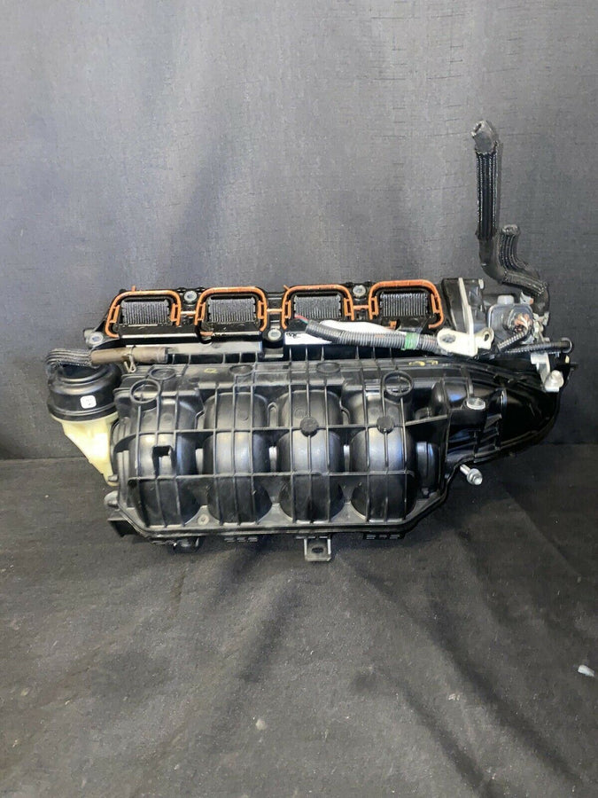 Toyota Camry Intake Manifold w/ Throttle Body 17120-0V010