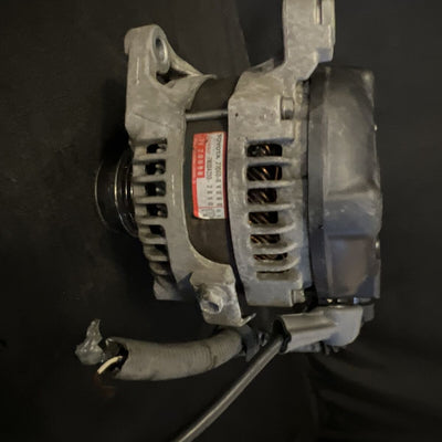 Toyota Camry Alternator 2010-2011 OEM 27060-0v060