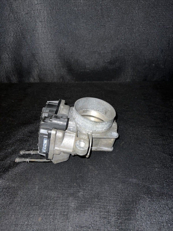 Hyundai Genesis Coupe 3.8L OEM 35100-3C500 2010-2012