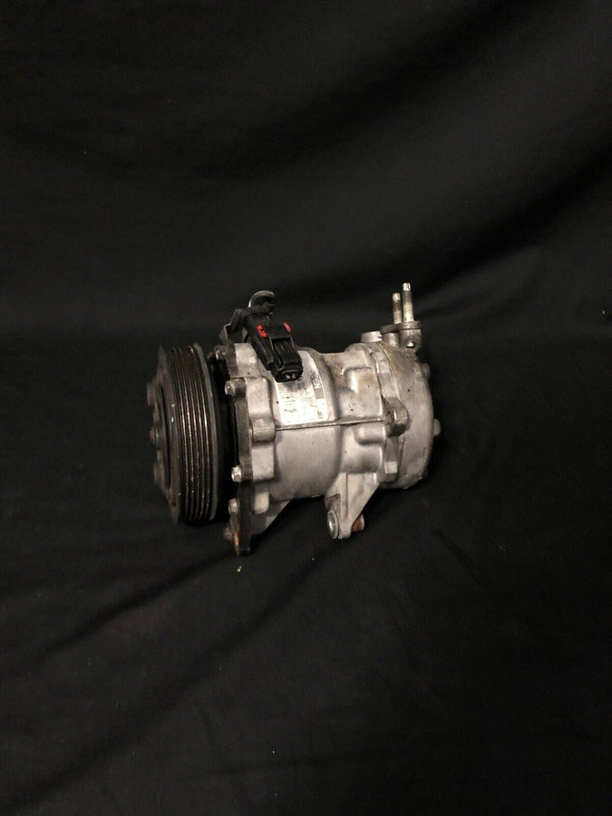 Jeep Liberty 3.7L  Ac Compressor OEM 2002-2005