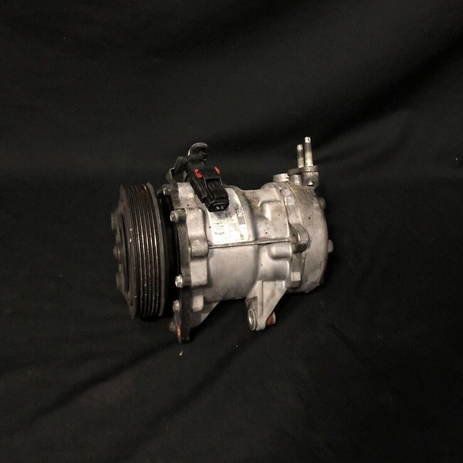 Jeep Liberty 3.7L  Ac Compressor OEM 2002-2005