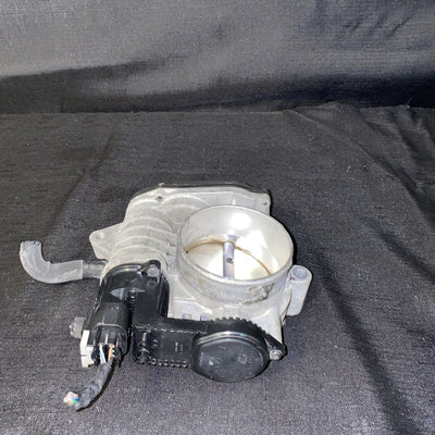 HYUNDAI Sonata Throttle Body Veracruz KIA Sedona Amanti 3.3-3.8L OE 35100-3C200