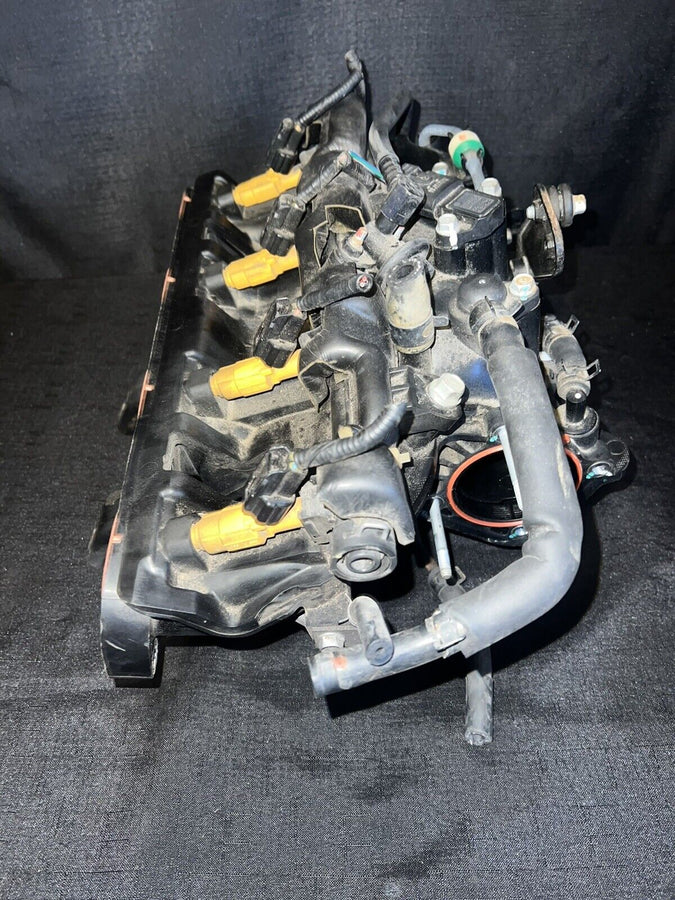 Hyundai Genesis Coupe A/T 2.0L Intake Manifold Plastic OEM 2013-2014