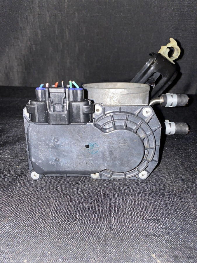 Toyota Camry Throttle Body 2.5L 22030-36010 Toyota Highlander 2.7L