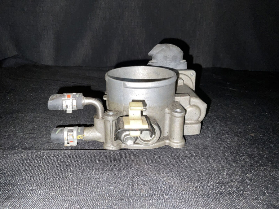 TOYOTA CAMRY FUEL INJECTION THROTTLE BODY OEM (22030-0V010) (2010- 2017)