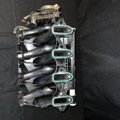 GMC Sierra 1500 Intake Manifold/Throttle Body 5.3L V8 OEM (25321788) (01-05)