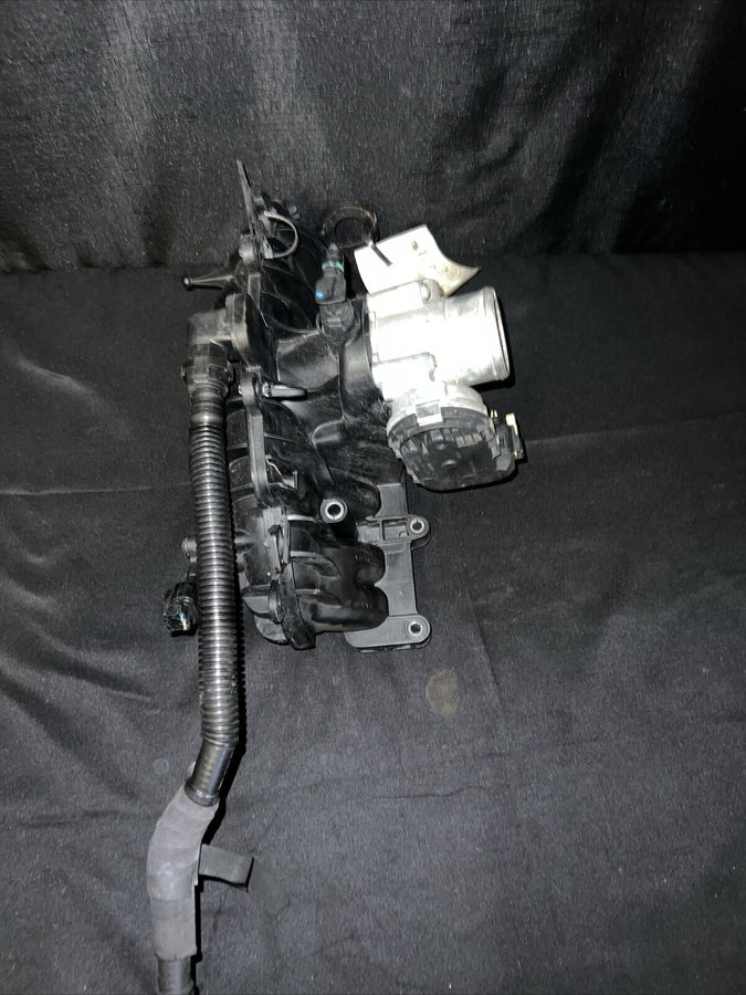 Ford Escpate Eco Boost 2.0L Turbo Intake Manifold W Throttle Body 2013-2016