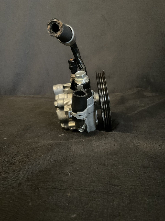 Toyota Corolla 1.8L 4-Cylinder Power Steering Pump 1998-2002 OEM