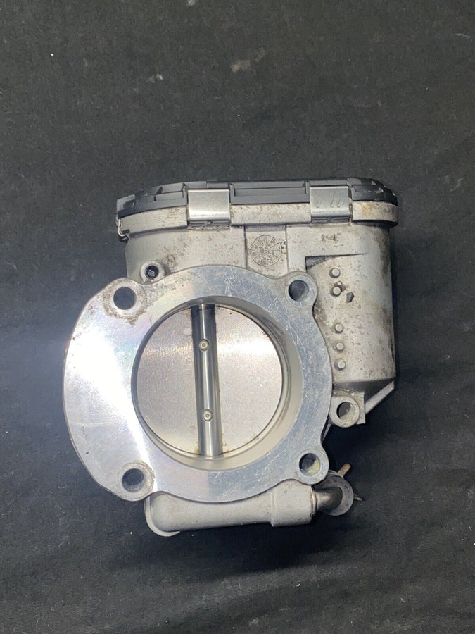 Kia Forte Throttle Body Assembly 2.0 L 35100-2G200 2011-2013