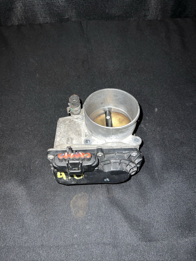 Toyota Tacoma Fuel Injection Throttle Body 4.0L OEM (22030-0P010)(2003-2016)