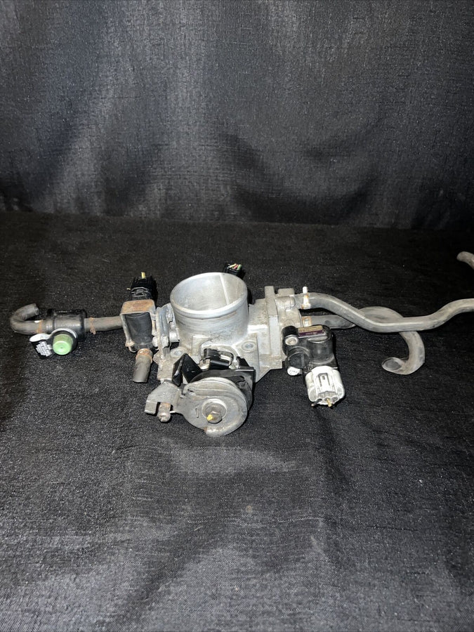 Honda Civic Throttle Body 1.7L AT 2001-2005 OEM