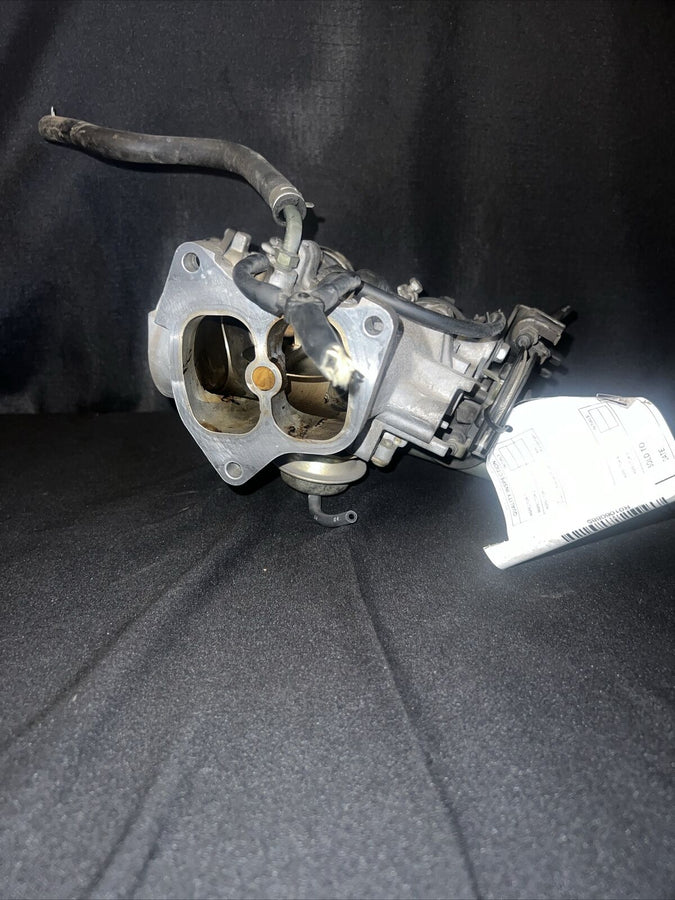 Toyota Avalon 3.0L Throttle Body 2000-2004 OEM 22210-0A110