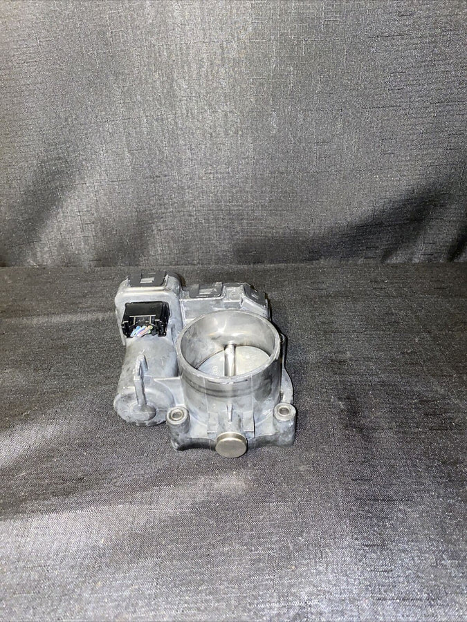 Jeep Wrangler Throttle Body 3.8L 2008-2011 OEM