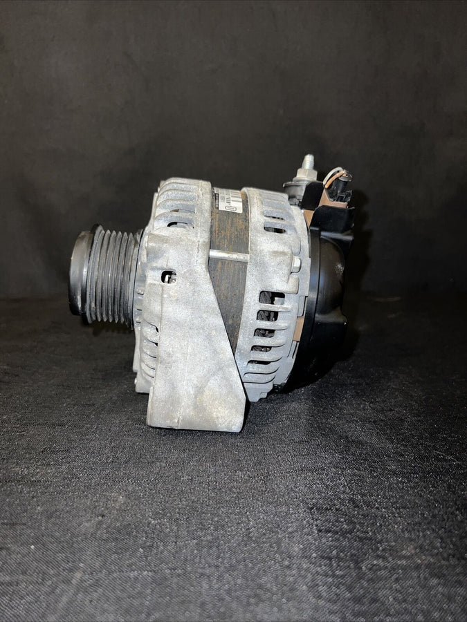 GMC Yukon Alternator 5.3L V8 (84143543) OEM 2015-2020