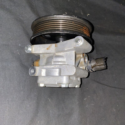 Ford power steering pump OEM ( 6x27019) (FOMOCO)