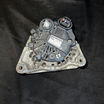 Hyundai Genesis Altenator 2.0L Turbo 2013-2014 37301-2c110)