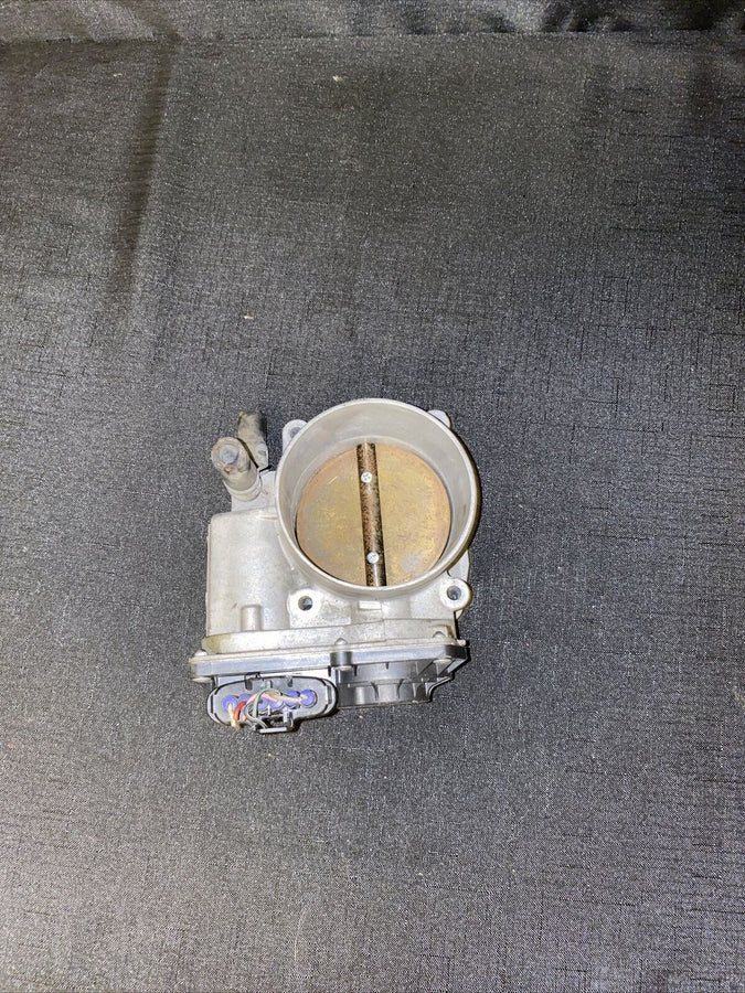 Toyota Tundra Sequoia 4.7L 2UZFE Throttle Body Assy OEM 22030-0F010 (04-10) OEM