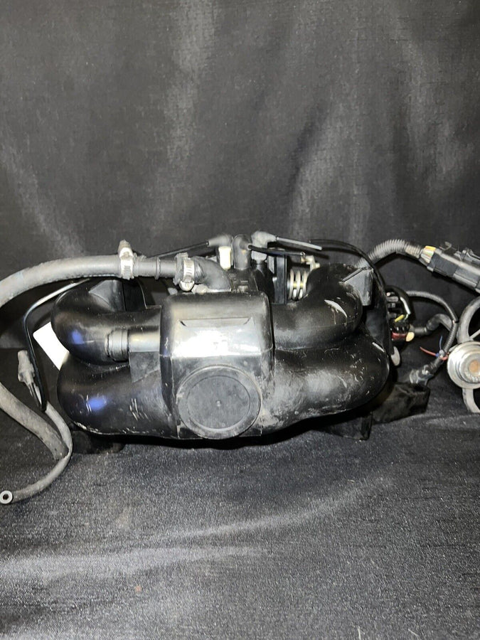 Ford Maverick 2.0L Intake Manifold w/ Throttle body 2002-2003