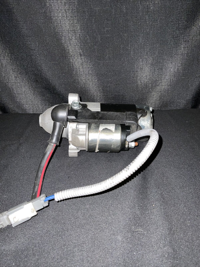 Nissan Pathfinder Motor Assy-Starter 5.6L OEM (23300-7S000) (2004-2012)