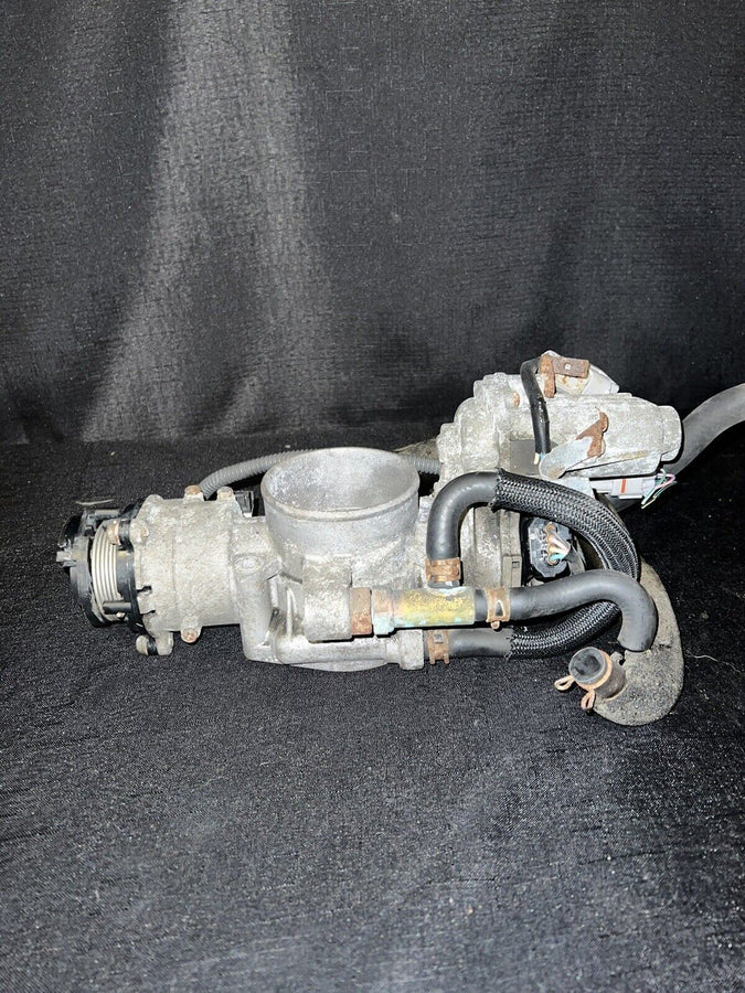 Toyota Lancruiser Throttle Body Assembly 4.7L w/motor 22030-50142 OEM 1998-2002