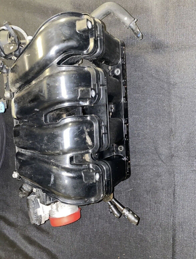 Kia Optima Intake Manifold w/Throttle Body 28310-2G700 2.4L Oem 2011-2015