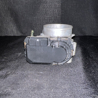 Toyota Land Cruiser Throttle Body 4.7L V8 (22030-50170) OEM 2002-2005