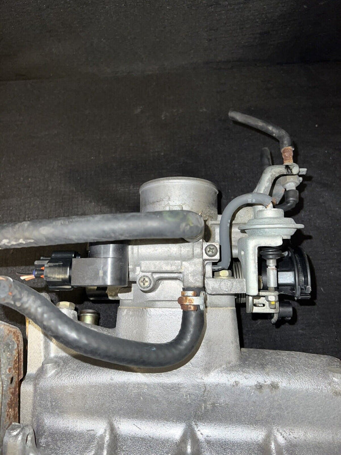 Toyota Tacoma 2.4L Throttle Body Assembly 22210-75240 Oem 2000-2004