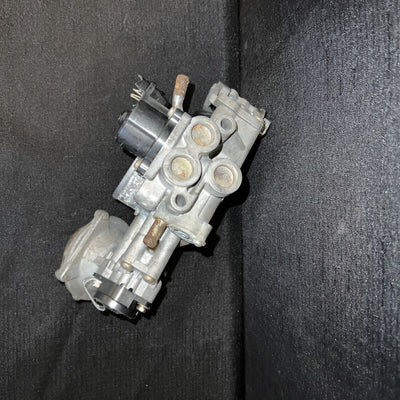 Mitsubishi Throttle Body Assembly V6 Mikuni AC60-129 Oem