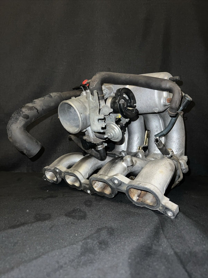 Toyota Tacoma Intake Manifold 2.7L & 2.4L W Throttle Body 00-04 (22210-75250) AT